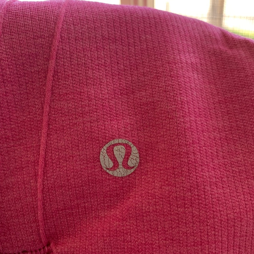 Pink Lululemon leggings